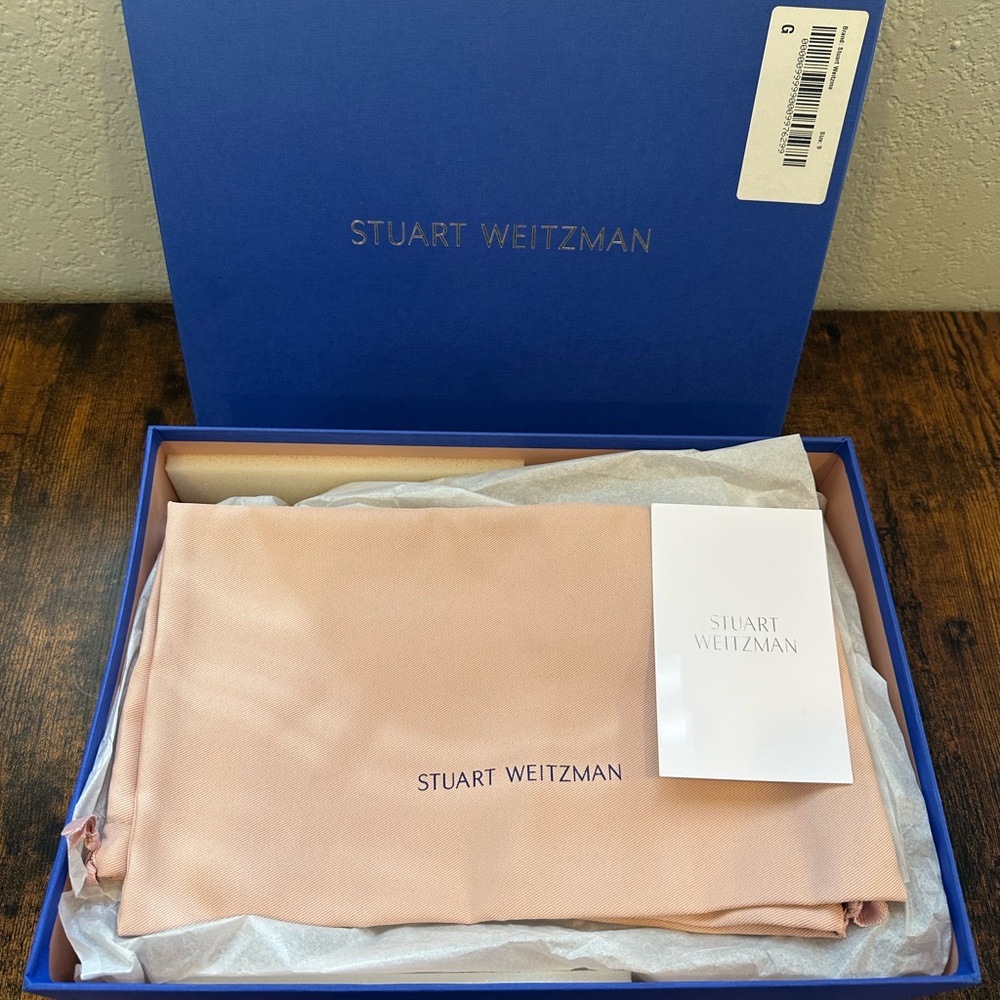Stuart Weitzman Wren 75 Suede Bootie - Picture 12 of 15